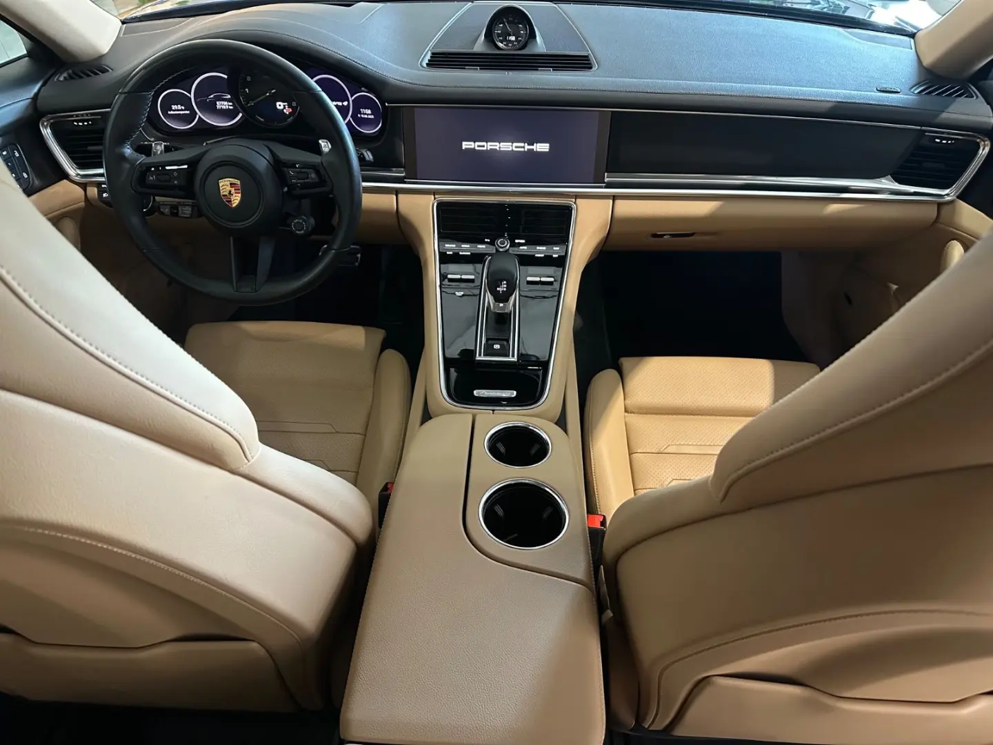 Panamera Sport Turismo 4 E-Hybrid Plat. Edition