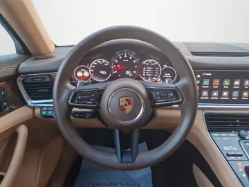 Panamera 1.HAND/KREIDE/NAV/360KAM/APPLE/ACC