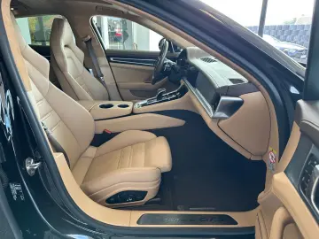 Panamera GTS Matrix ACC Bose Pano SoftClose 360°
