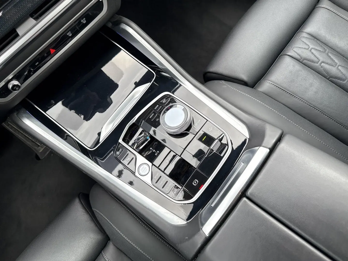 X6 xDrive30d M Sport Pro|Panorama|AHK|Massage