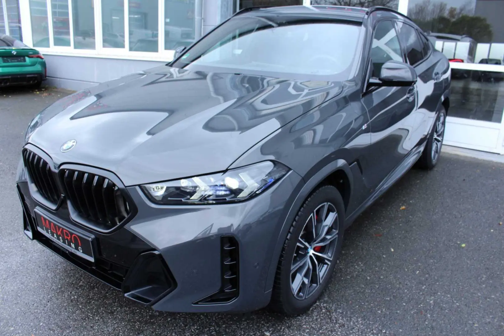 X6 30d  xDrive M-Sport Pro + SKYLOUNGE + AHK + H