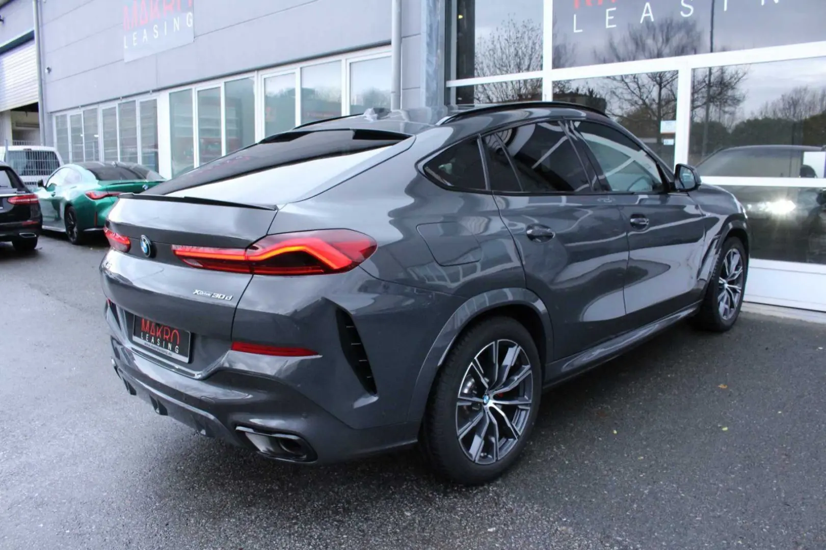 X6 30d  xDrive M-Sport Pro + SKYLOUNGE + AHK + H