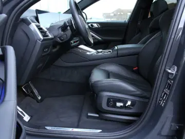 X6 30d  xDrive M-Sport Pro + SKYLOUNGE + AHK + H