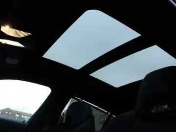 X6 30d  xDrive M-Sport Pro + SKYLOUNGE + AHK + H