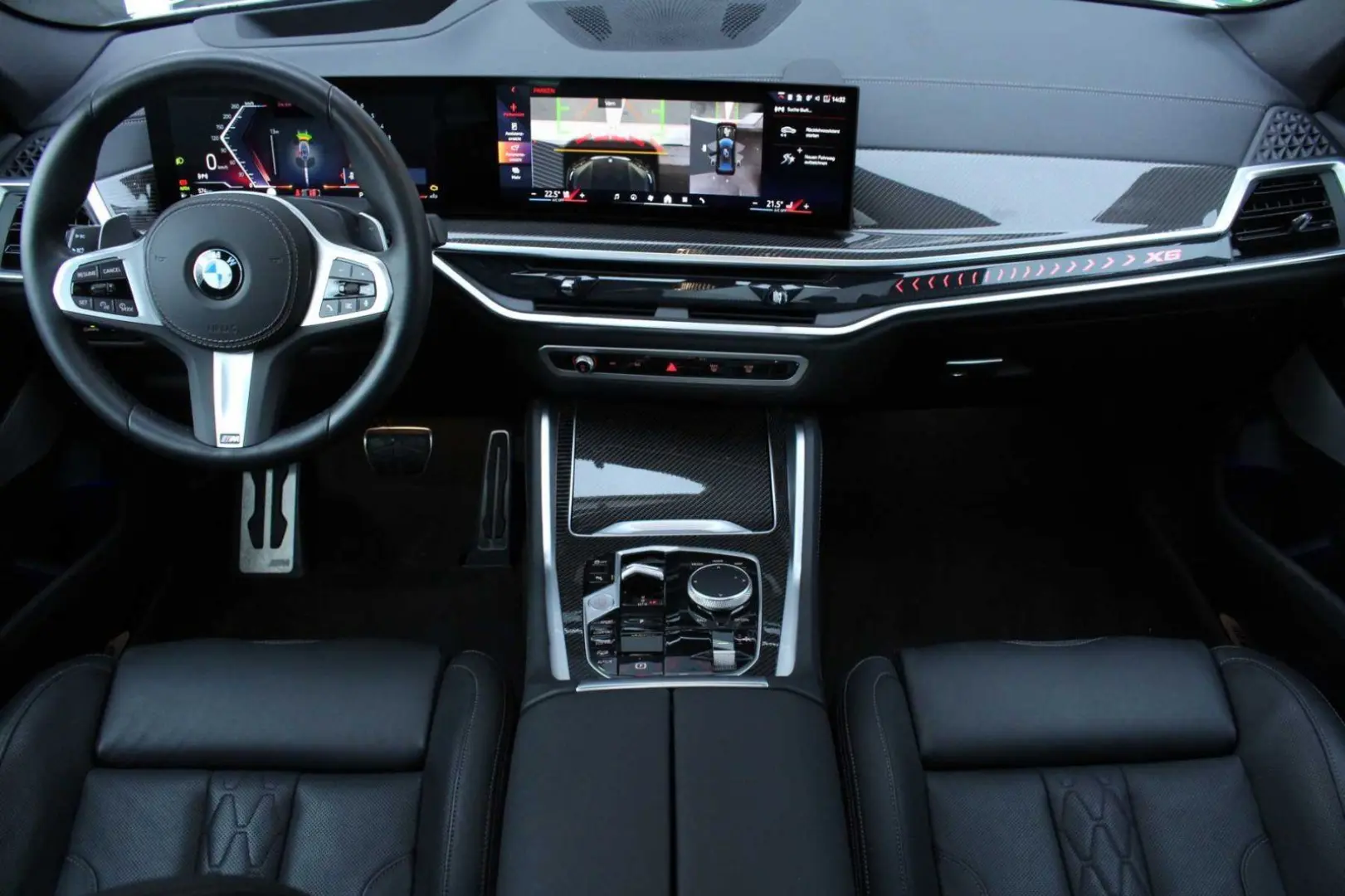X6 30d  xDrive M-Sport Pro + SKYLOUNGE + AHK + H