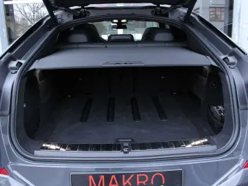 X6 30d  xDrive M-Sport Pro + SKYLOUNGE + AHK + H