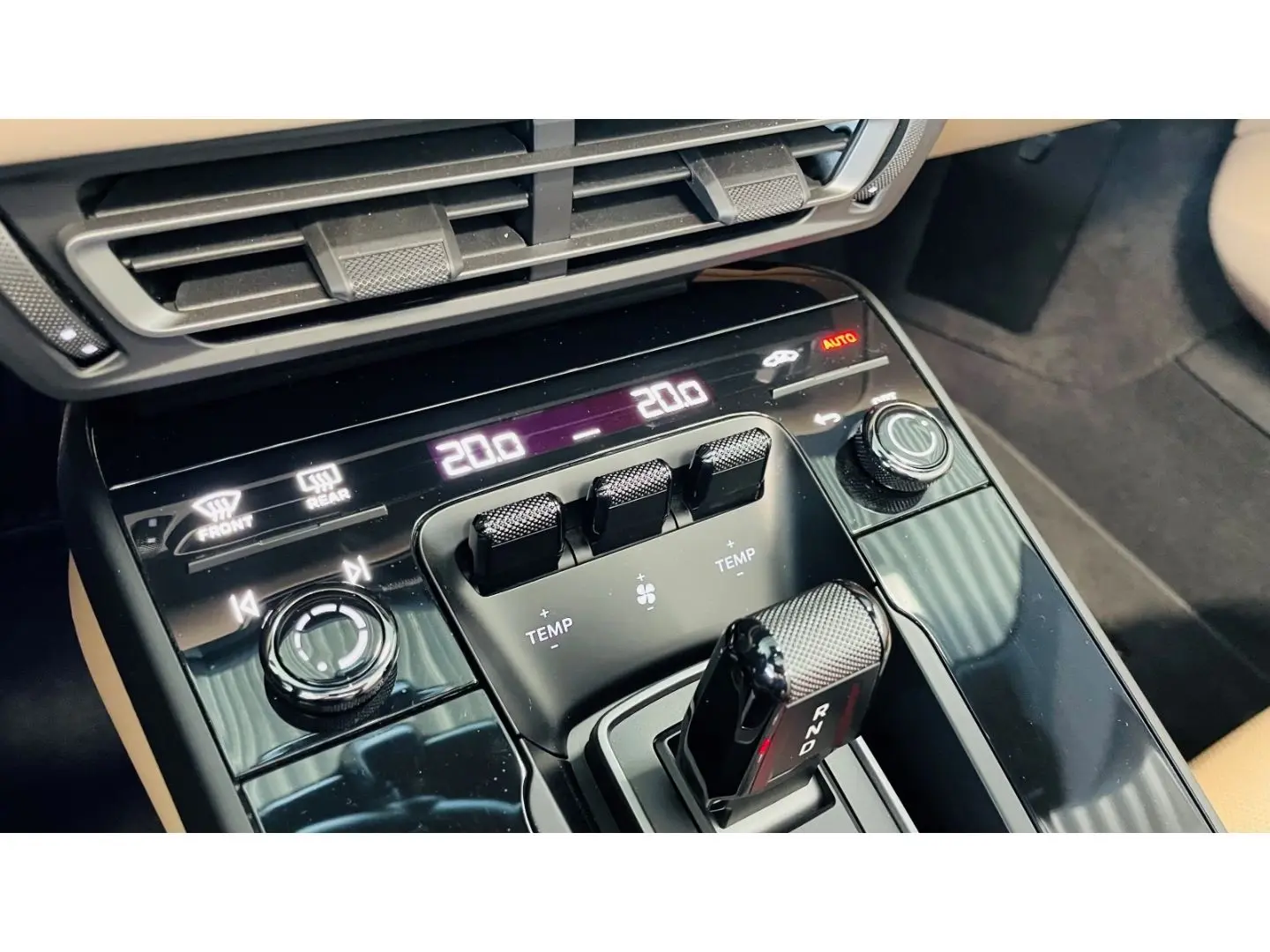 992 911 Carrera GTS Cabriolet Matrix Navi BOSE A