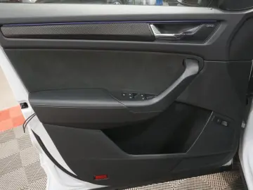 Kodiaq Sportline 2.0 TDI 4x4*ACC*CANTON*360*DAB*