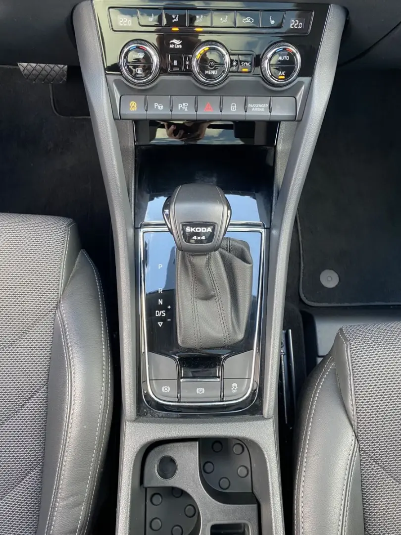 Kodiaq 2.0 TDI 4x4 DSG Style NAV+LED+AHK+360°+VC