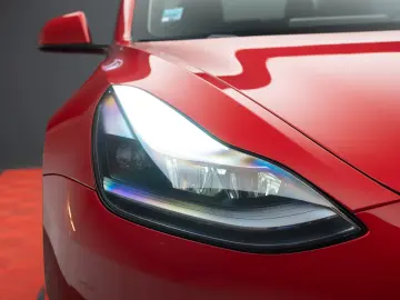 Tesla Model 3 Long Range