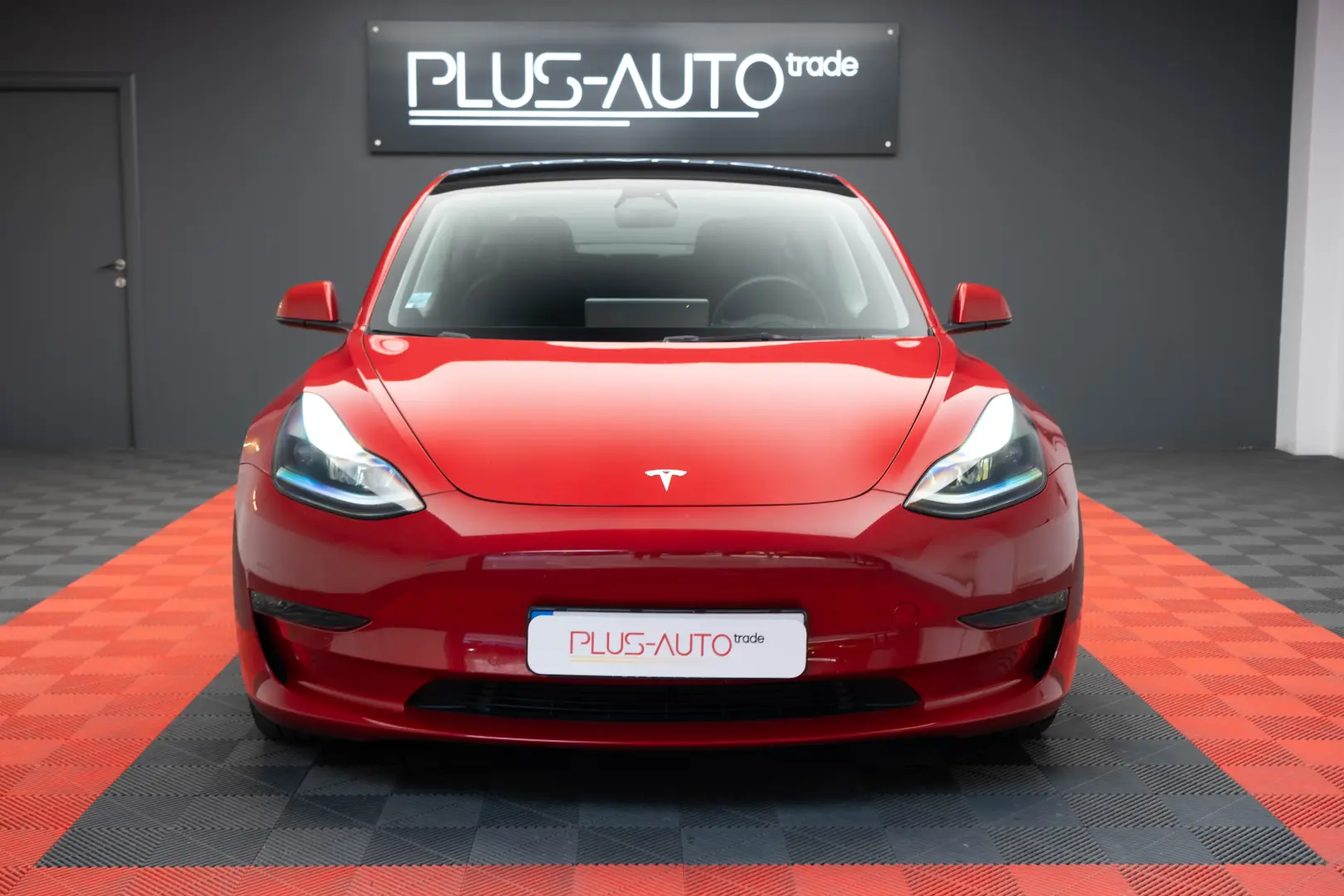 Tesla Model 3 Long Range