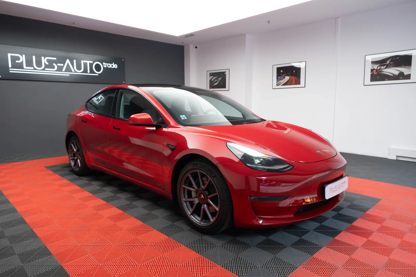 Tesla Model 3 Long Range