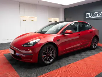 Tesla Model 3 Long Range