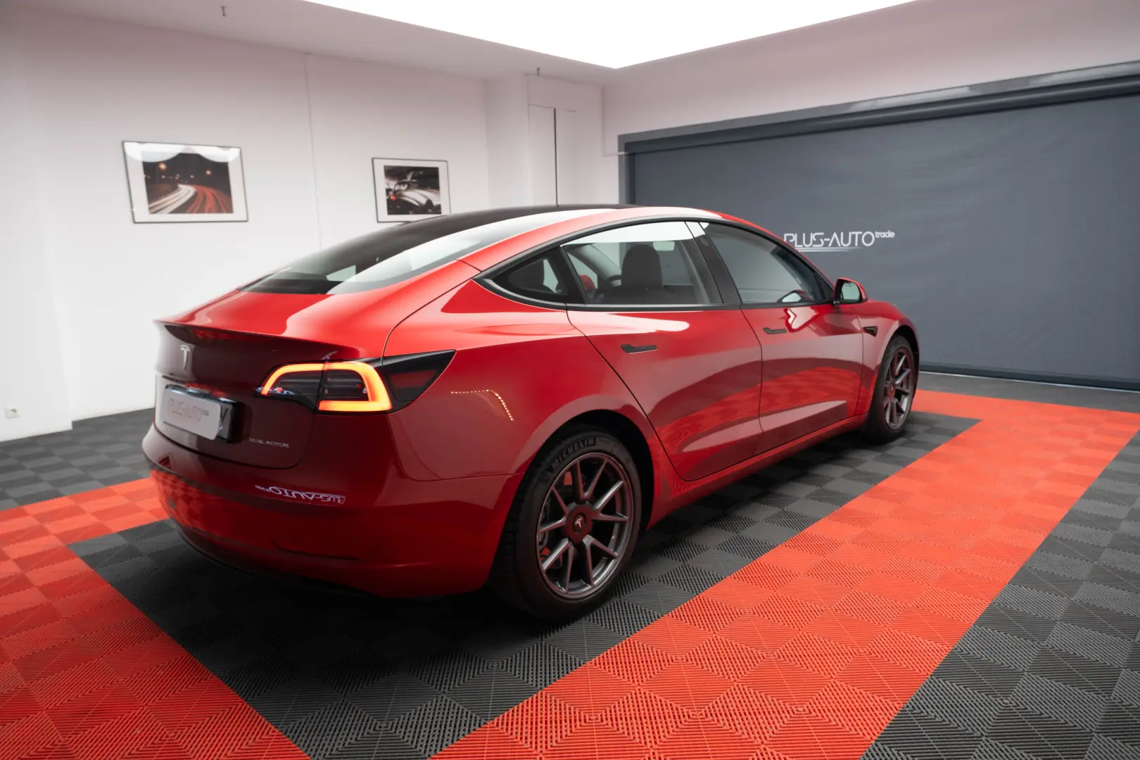 Tesla Model 3 Long Range