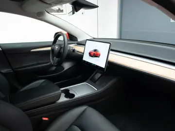 Tesla Model 3 Long Range