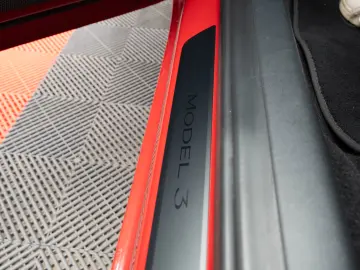 Tesla Model 3 Long Range