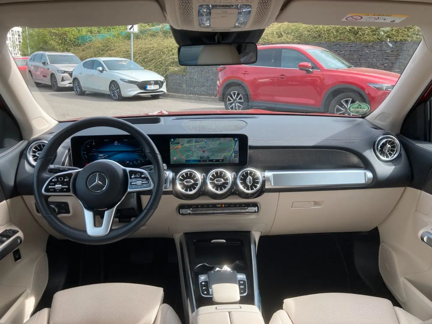 GLB 200d 4Matic Service included, warranty