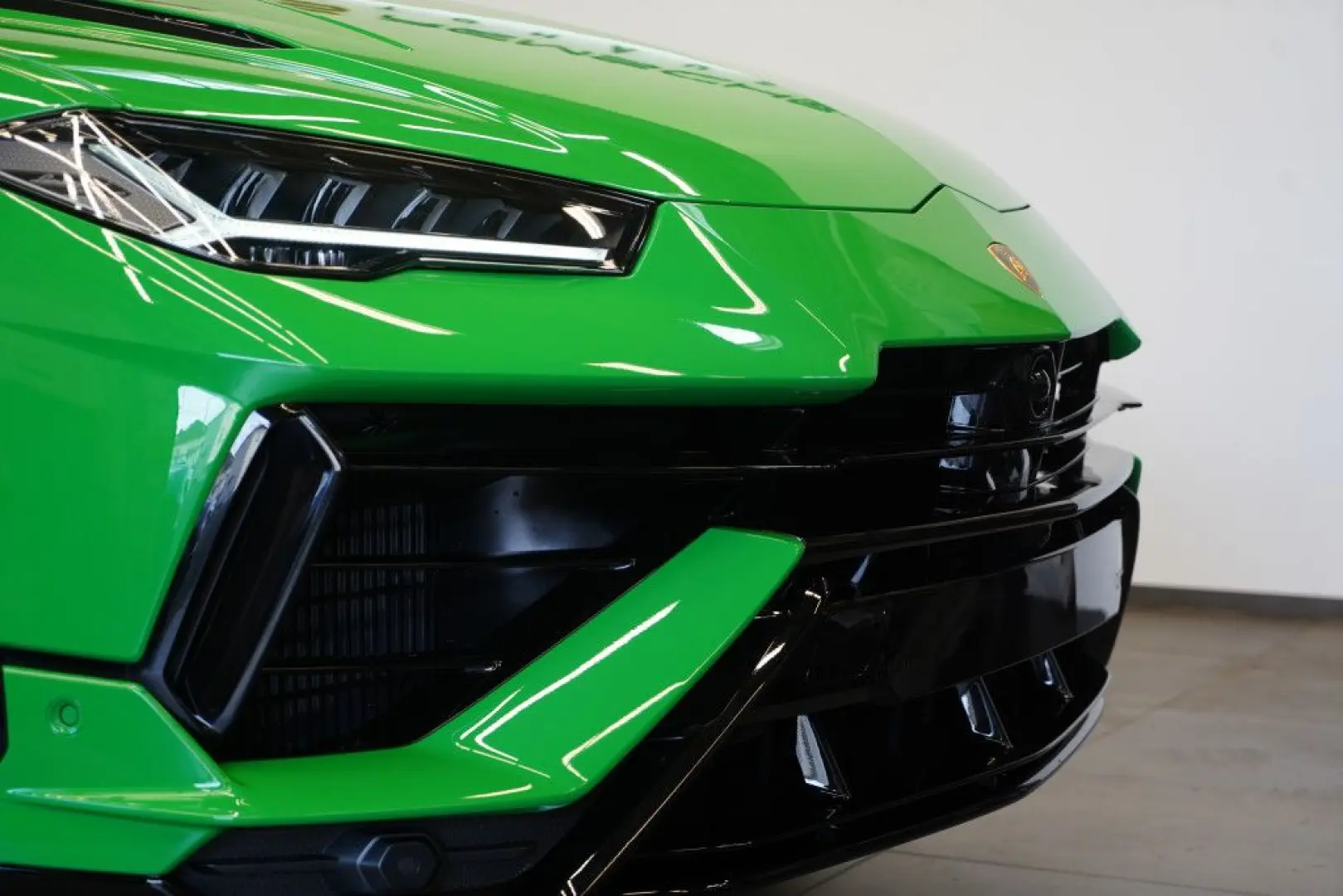 Urus S *1.HD *23Zoll *Pano *Keramik *B&O *Carbon
