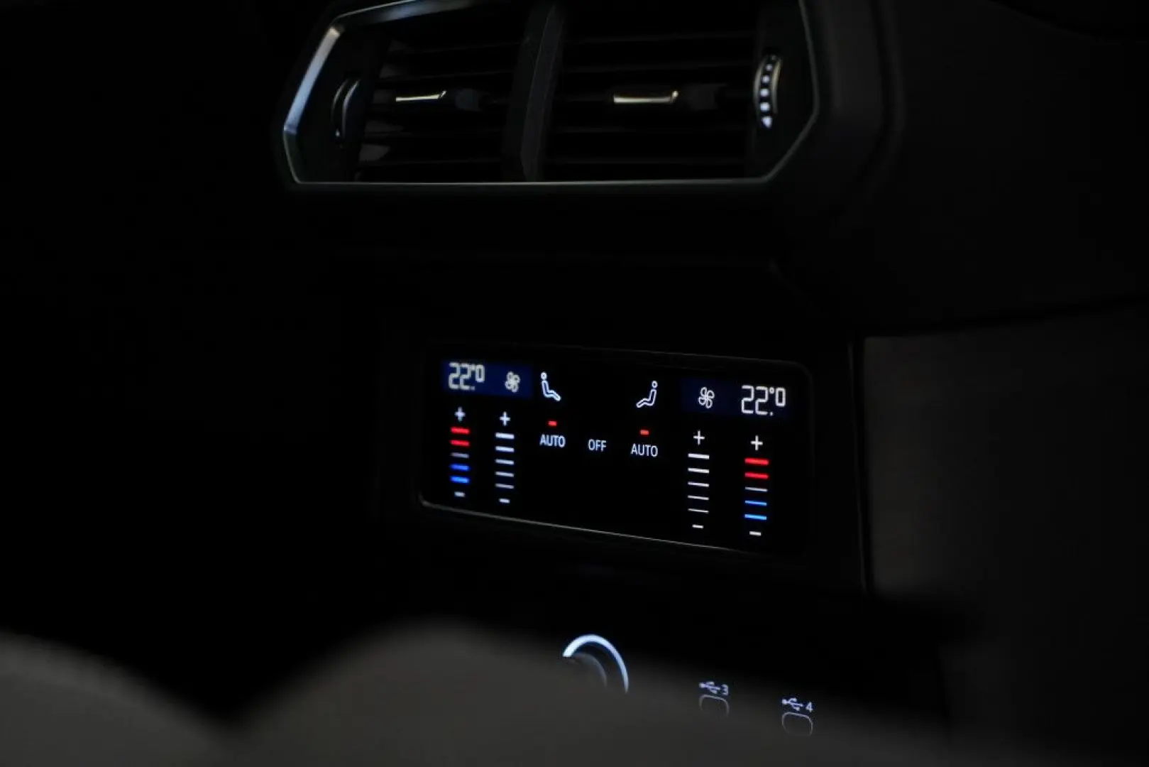 Urus S *1.HD *23Zoll *Pano *Keramik *B&O *Carbon