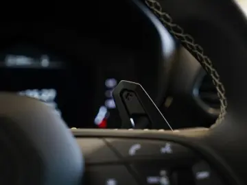 Urus S *1.HD *23Zoll *Pano *Keramik *B&O *Carbon