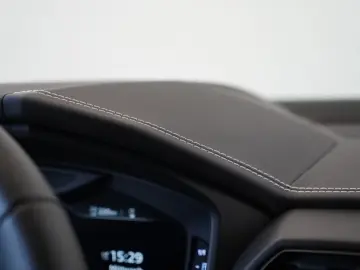 Urus S *1.HD *23Zoll *Pano *Keramik *B&O *Carbon