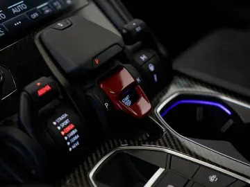 Urus S *1.HD *23Zoll *Pano *Keramik *B&O *Carbon