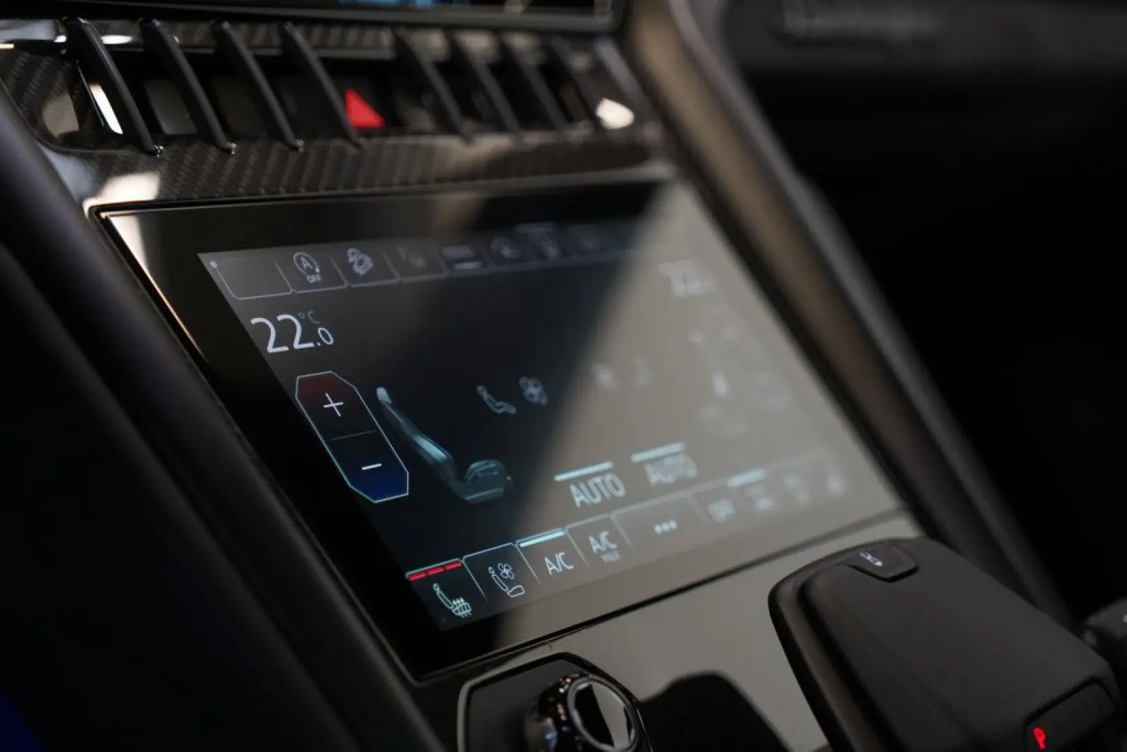 Urus S *1.HD *23Zoll *Pano *Keramik *B&O *Carbon