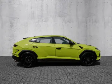 Urus Performante Verde Scandal, B&O, Nightvision