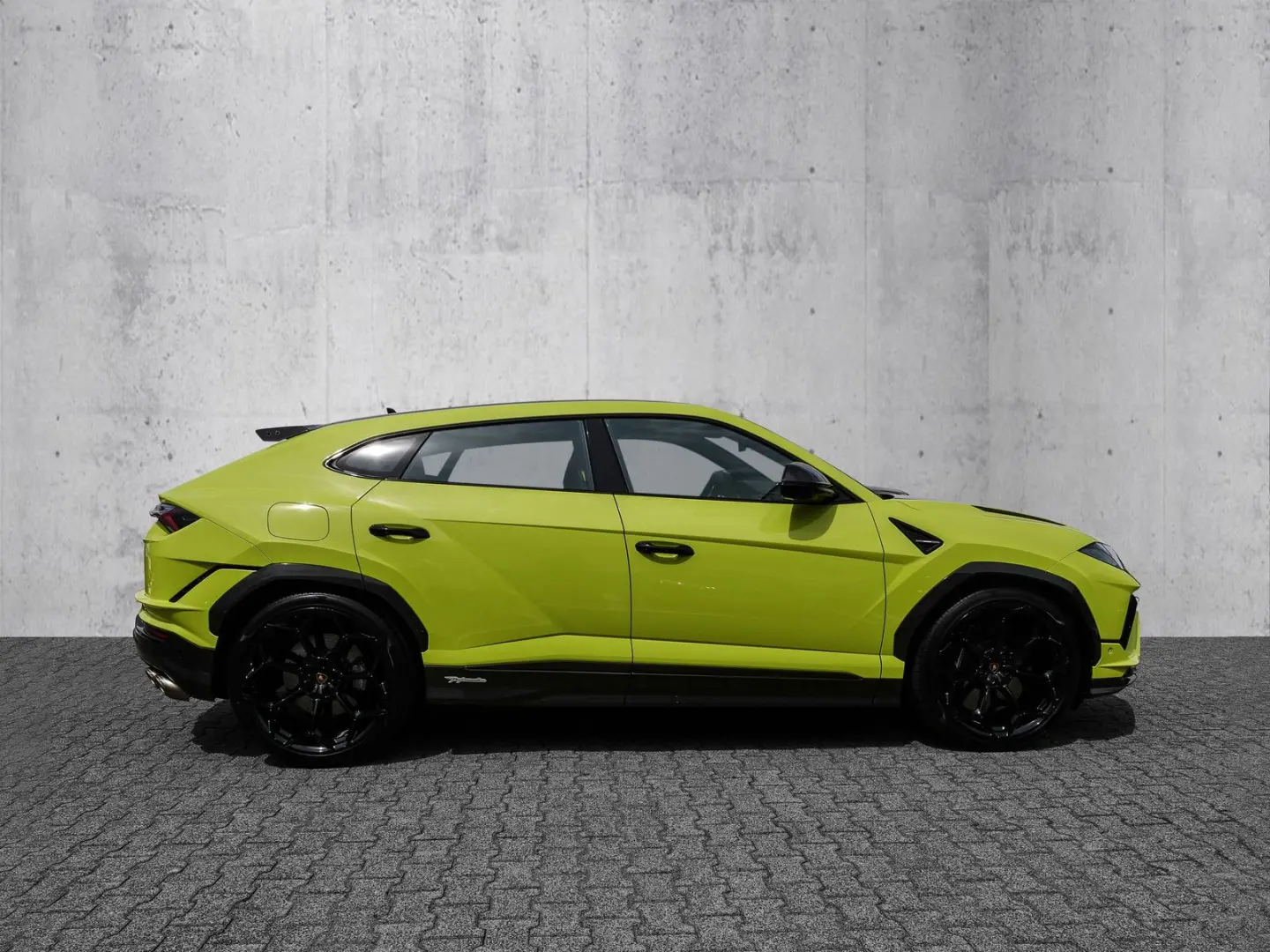 Urus Performante Verde Scandal, B&O, Nightvision