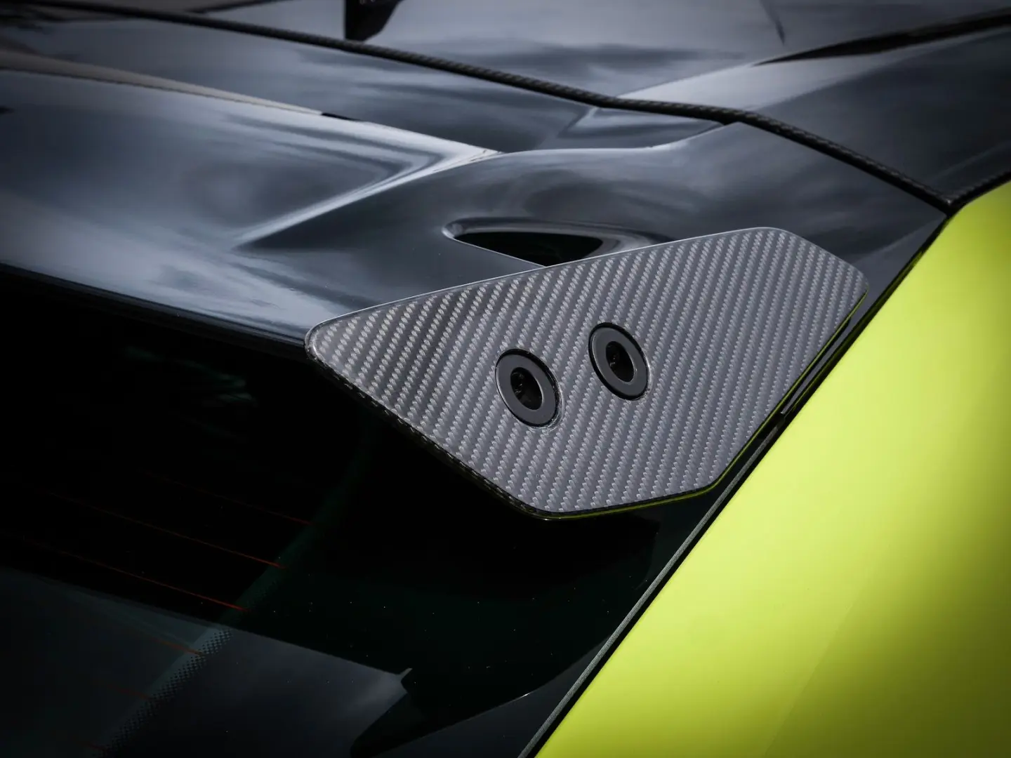 Urus Performante Verde Scandal, B&O, Nightvision