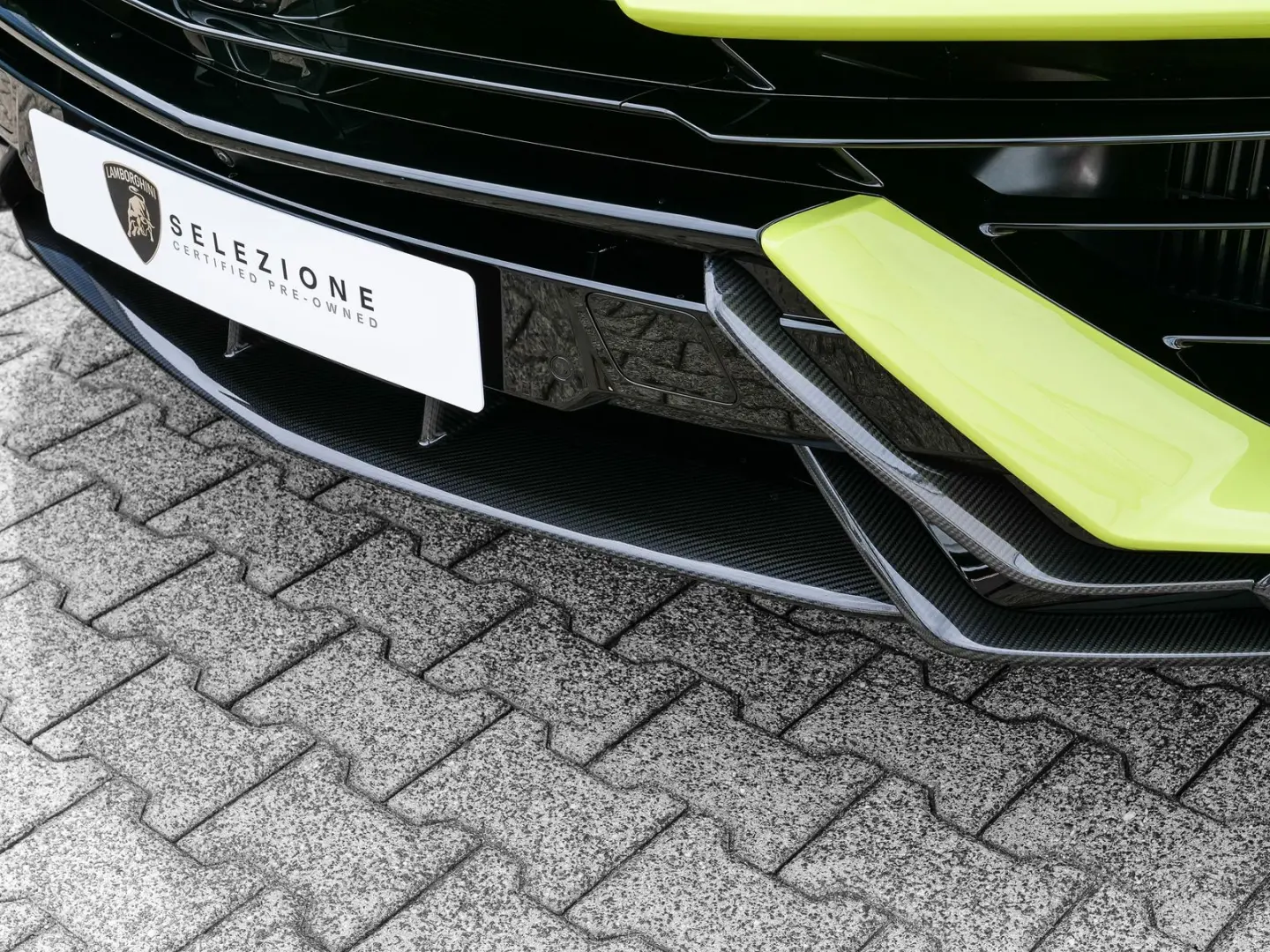 Urus Performante Verde Scandal, B&O, Nightvision