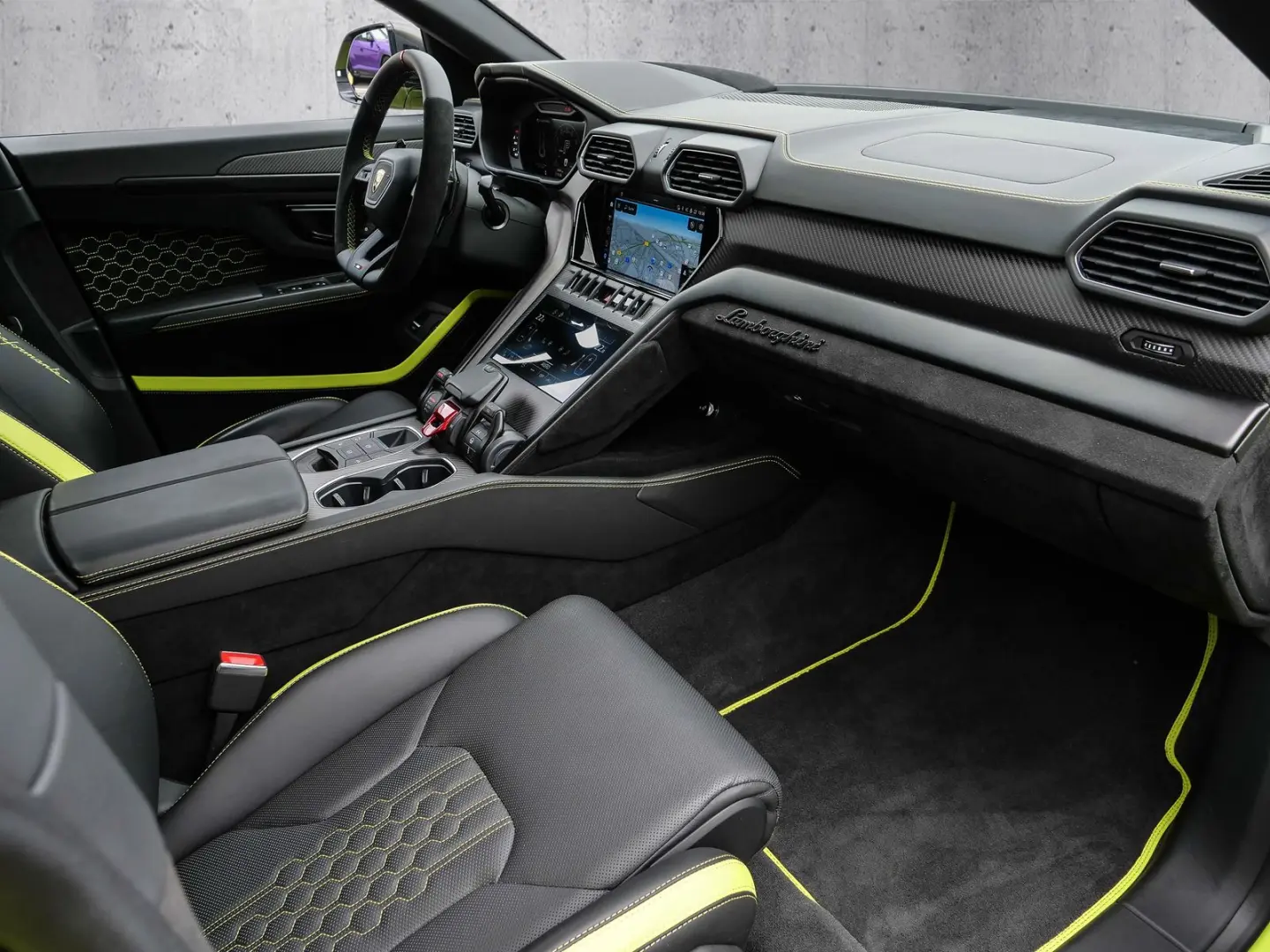 Urus Performante Verde Scandal, B&O, Nightvision