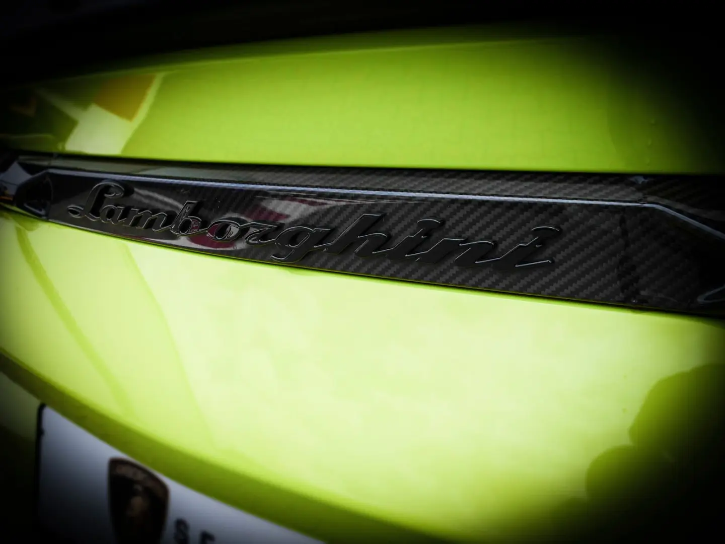 Urus Performante Verde Scandal, B&O, Nightvision