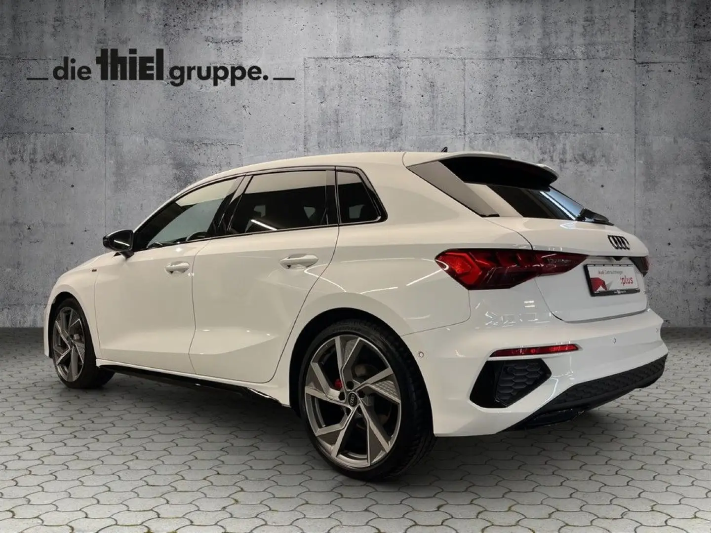 A3 Sportback 40 TDI quattro S line Matrix/Pano/R