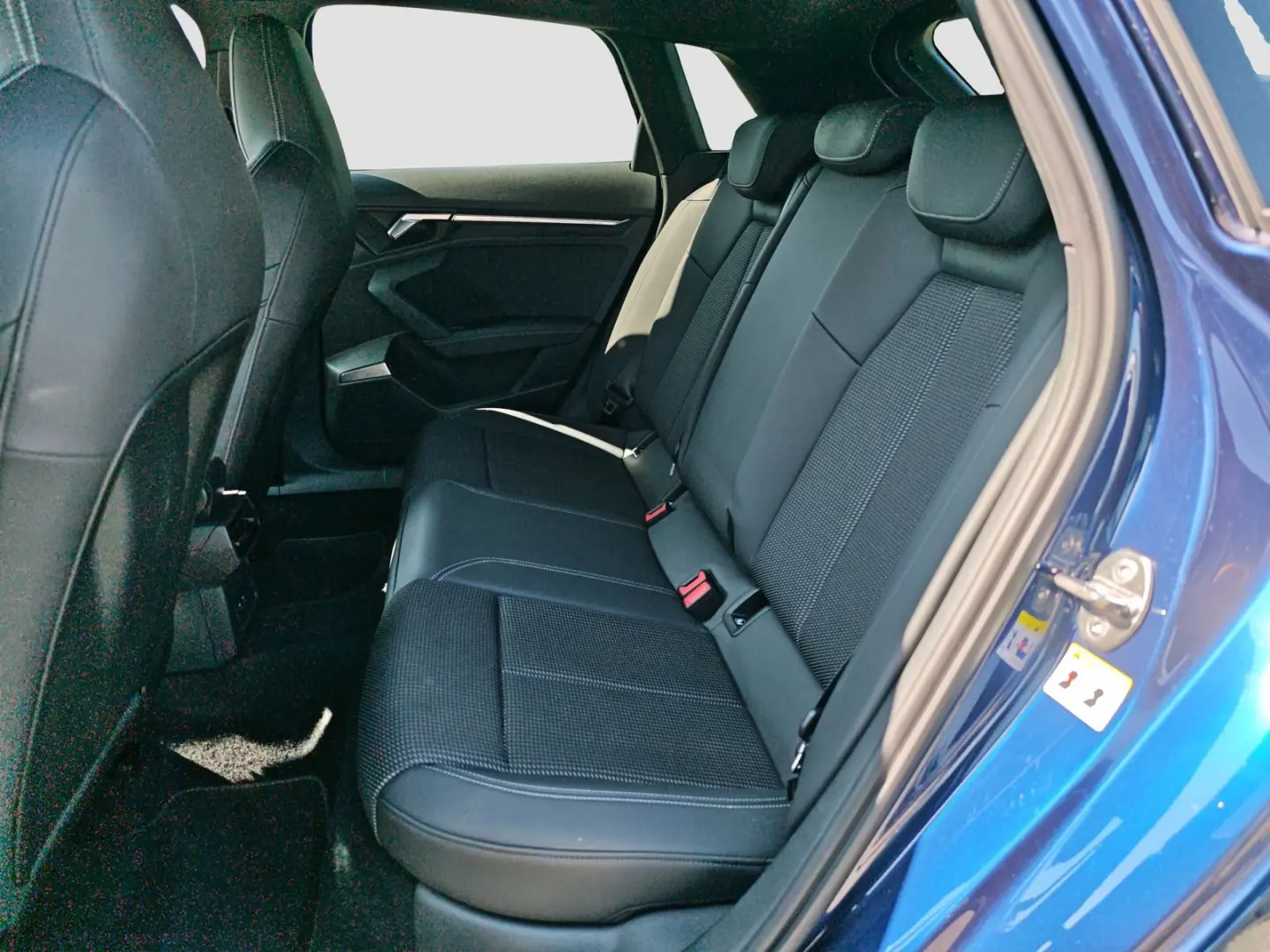 A3 Sportback S line 45 TFSI B&O Kamera Spur Lede