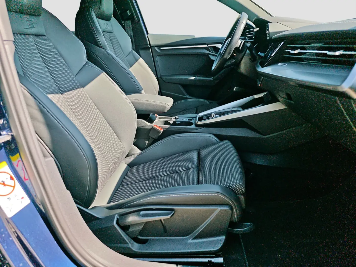 A3 Sportback S line 45 TFSI B&O Kamera Spur Lede