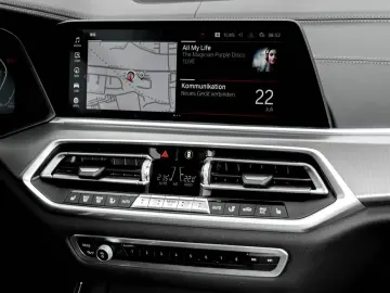X5 xDrive30d M SPORT+AHK+PANO+HuD+DA+PA+HiFi