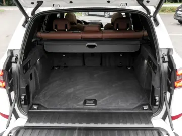 X5 xDrive30d M SPORT+AHK+PANO+HuD+DA+PA+HiFi