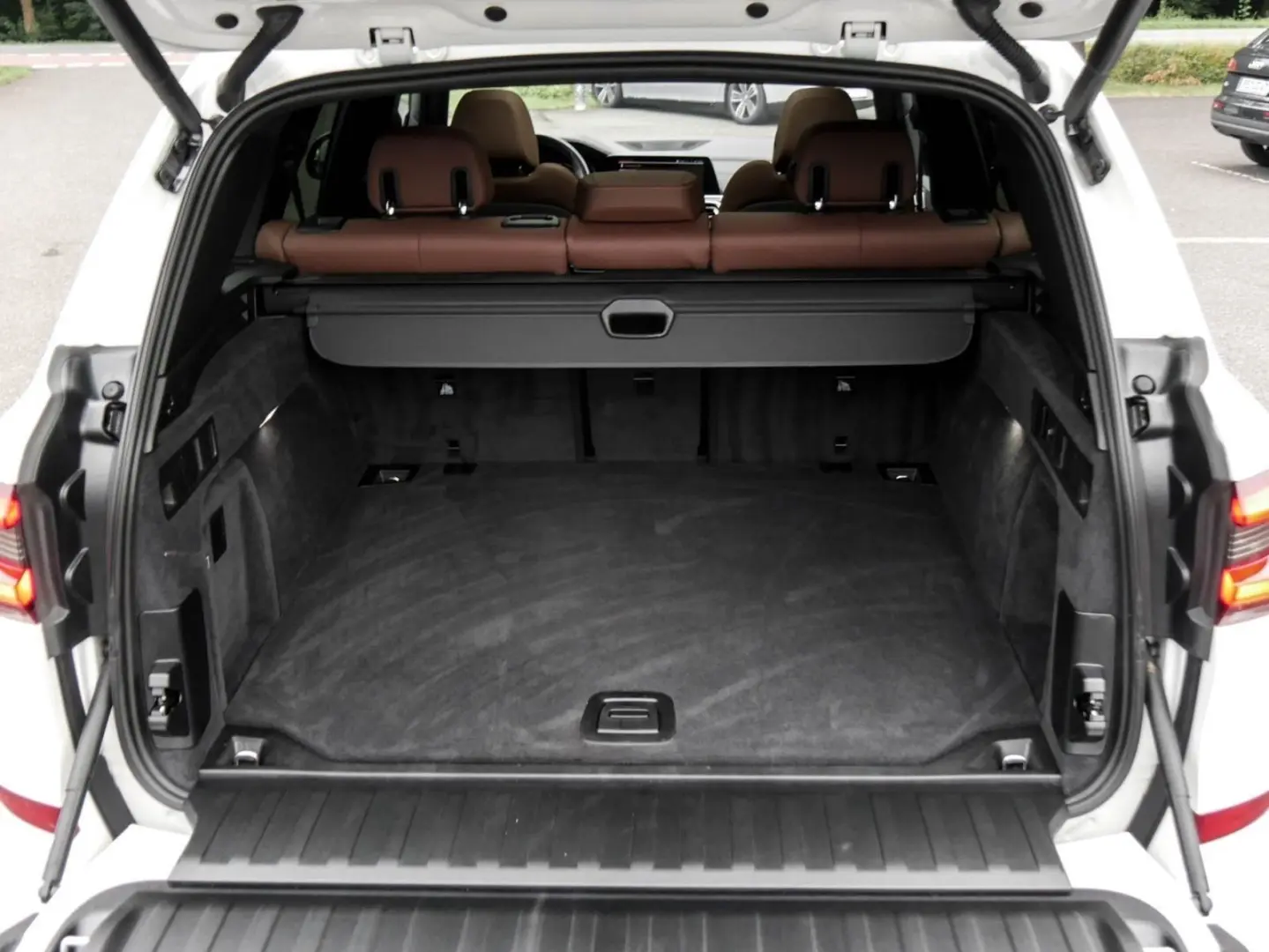 X5 xDrive30d M SPORT+AHK+PANO+HuD+DA+PA+HiFi