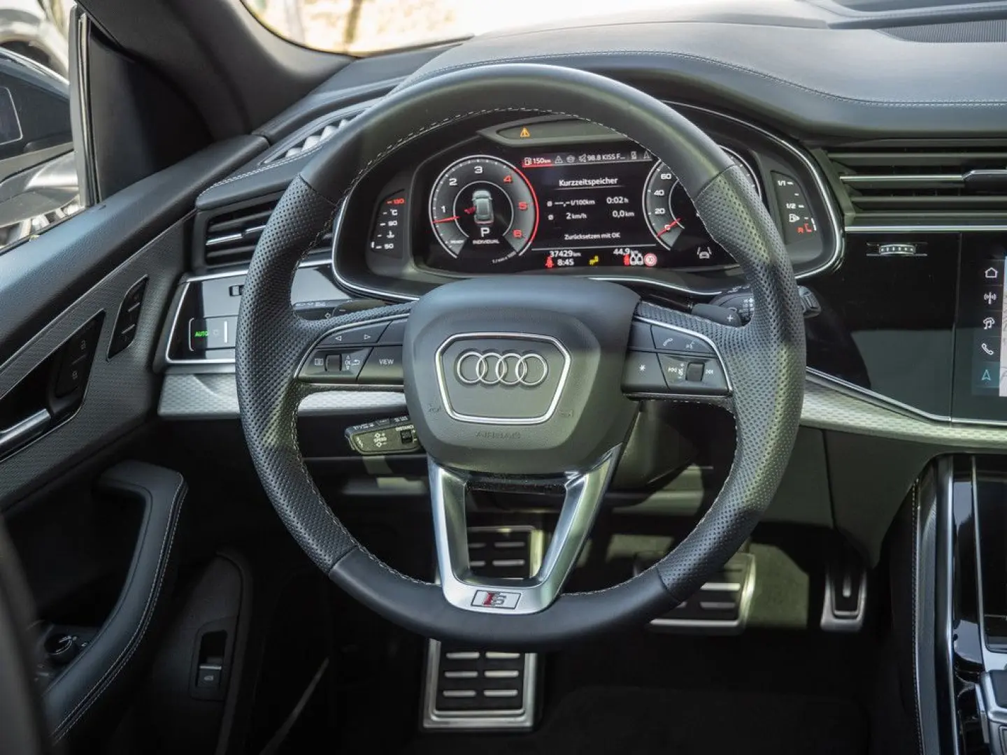 Q8 50TDI quattro S line LASER NAVI AHK STANDHZ