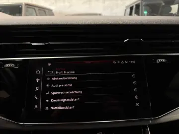 Q8 50 TDI quattro/WABENSITZE/PANO/SITZBEL/S-line
