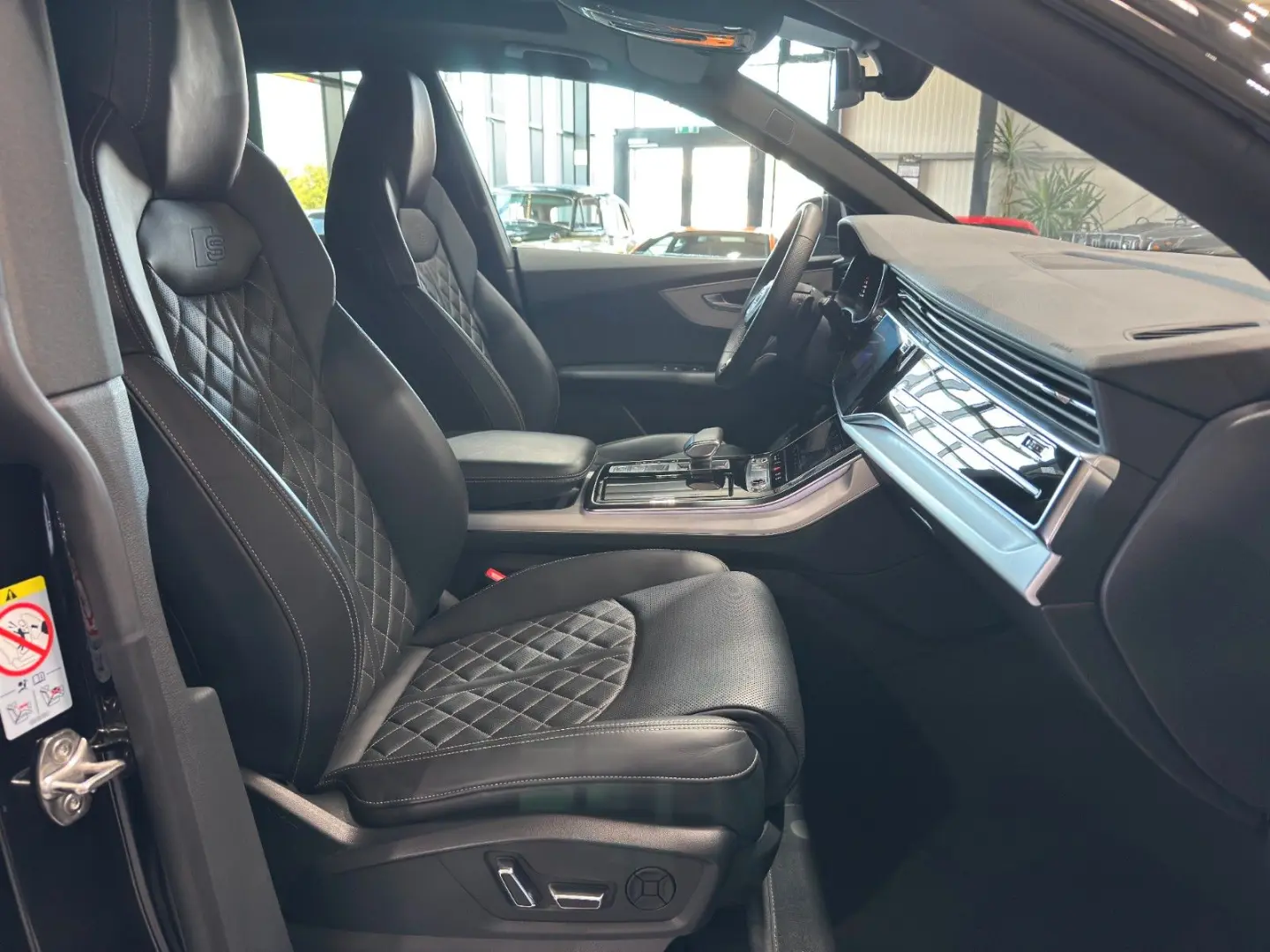 Q8 50 TDI quattro/WABENSITZE/PANO/SITZBEL/S-line