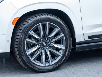 Escalade 6,2l Sport Platinum,Nachtsicht,Luft,LPG