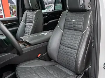 Escalade 6,2l Sport Platinum,Nachtsicht,Luft,LPG