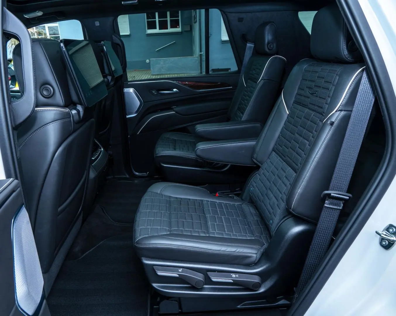 Escalade 6,2l Sport Platinum,Nachtsicht,Luft,LPG