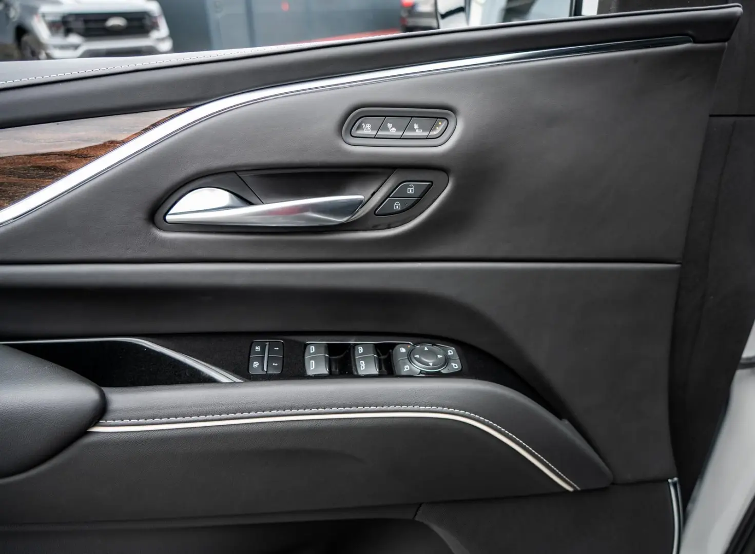 Escalade 6,2l Sport Platinum,Nachtsicht,Luft,LPG