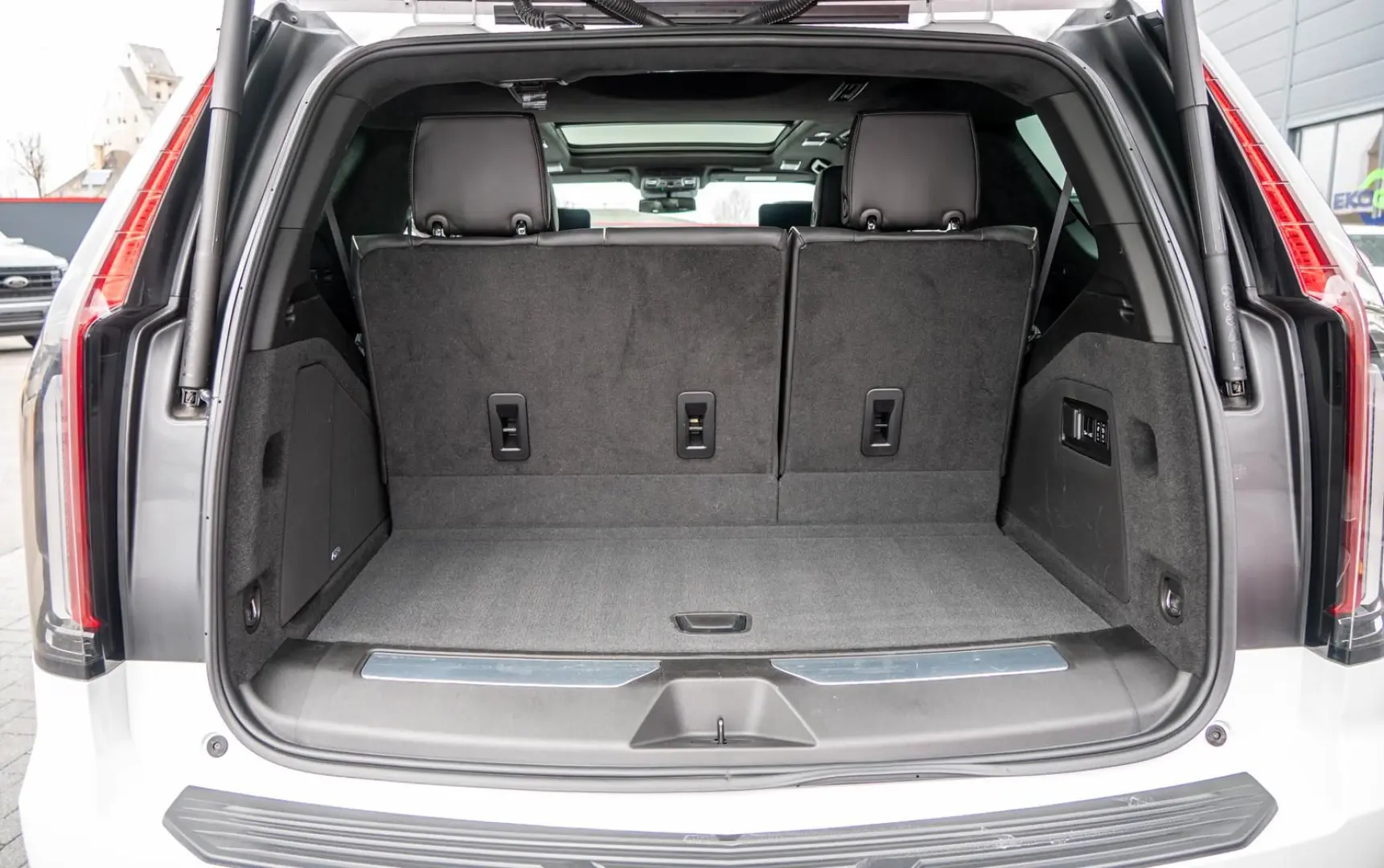 Escalade 6,2l Sport Platinum,Nachtsicht,Luft,LPG