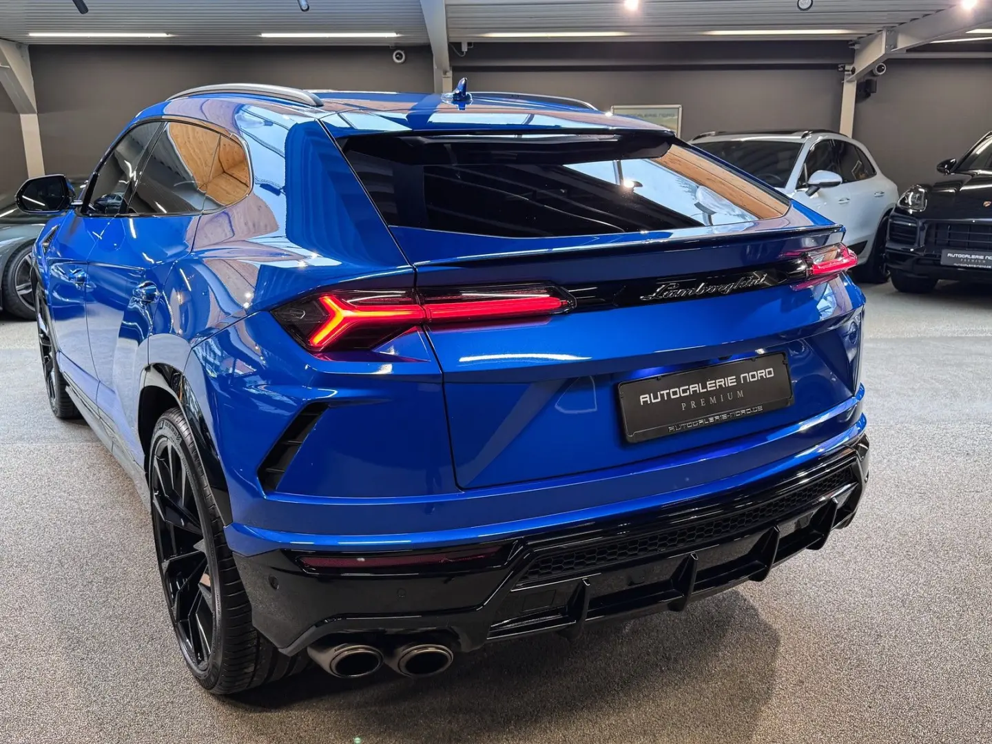 Urus B&O+Massage+Head-Up+Pano