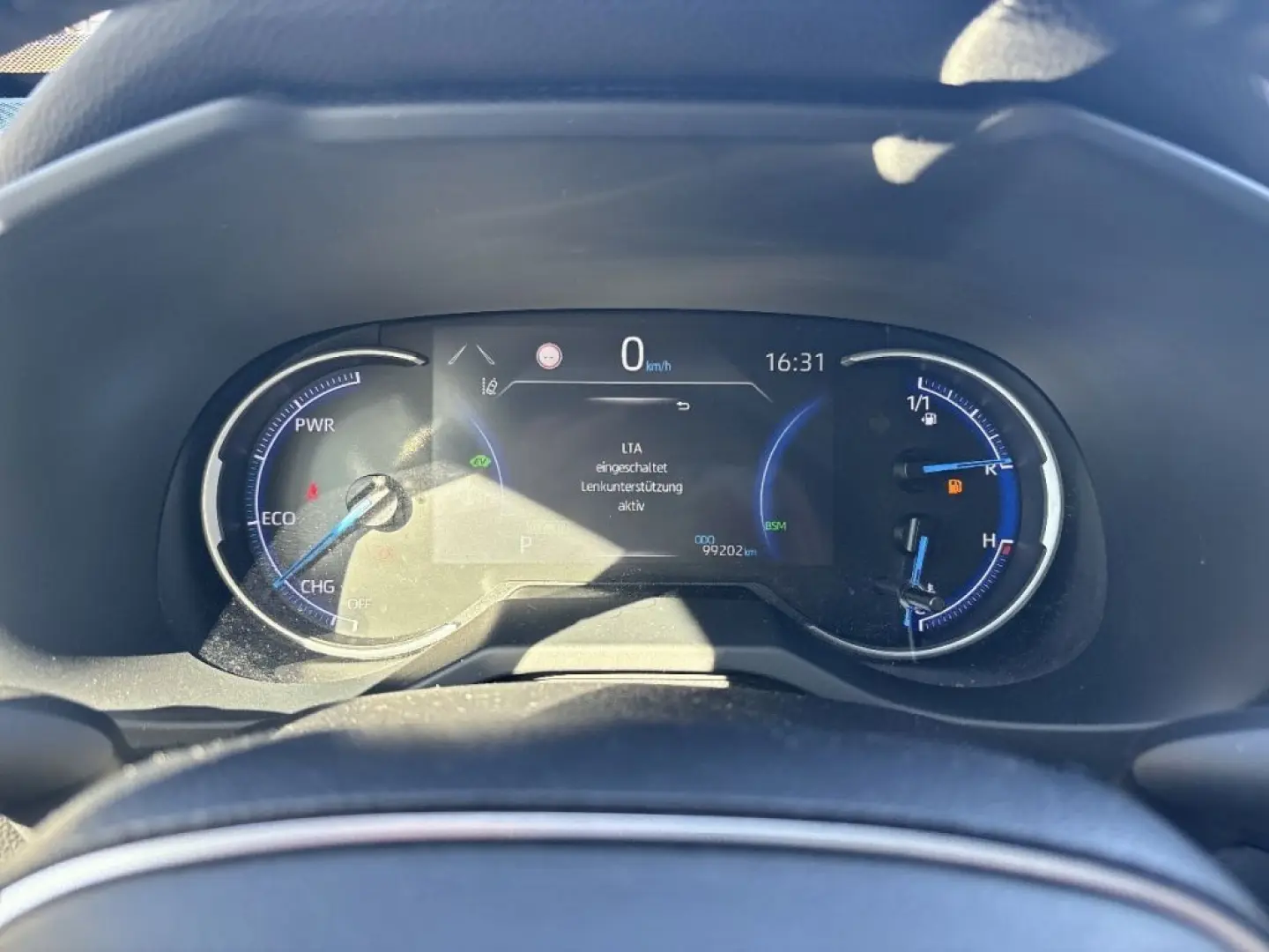 RAV 4 2.5 4x2 Hyb. Business