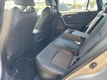 TOYOTA RAV4 Exlusive BI-TONE 4X4 HEV 2.5